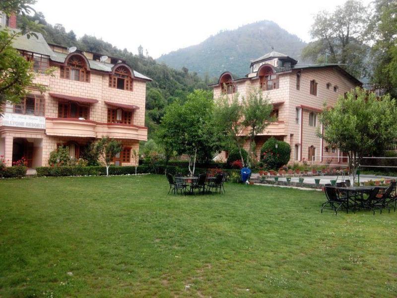 Hilltone Resorts - Manali (Himachal Pradesh) — Photos 1